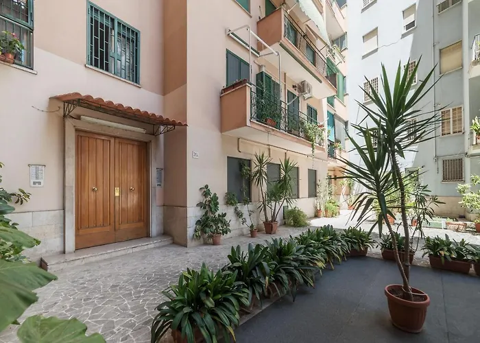 Appartement Guesthost - San Giovanni With Balcony
