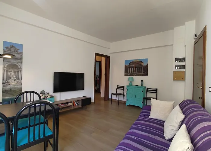 Guesthost - San Giovanni With Balcony Appartement