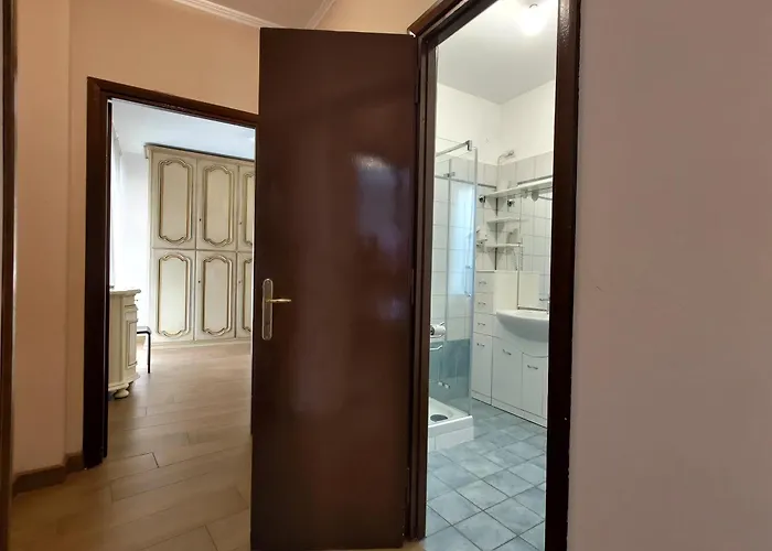 Appartement Guesthost - San Giovanni With Balcony