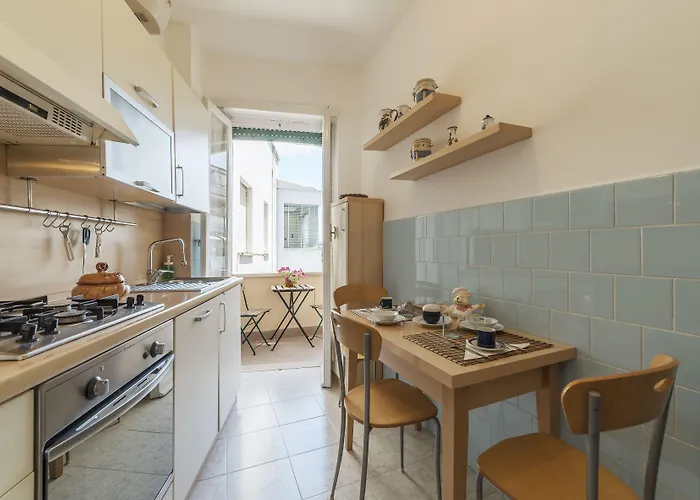 Appartement Guesthost - San Giovanni With Balcony *